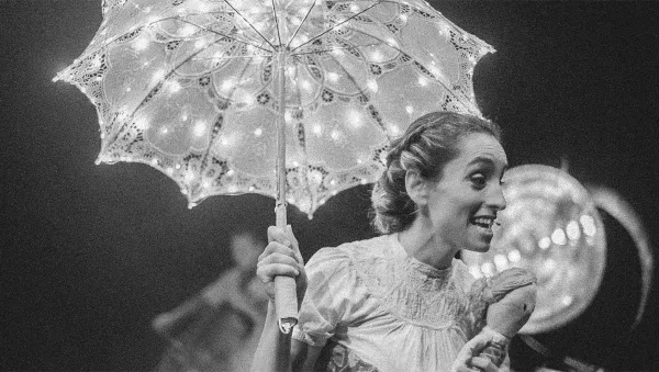 MADAME LUMIÈRE MADAME LUMIÈRE