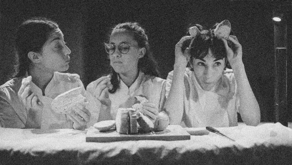 UN TROS DE PA UN TROS DE PA